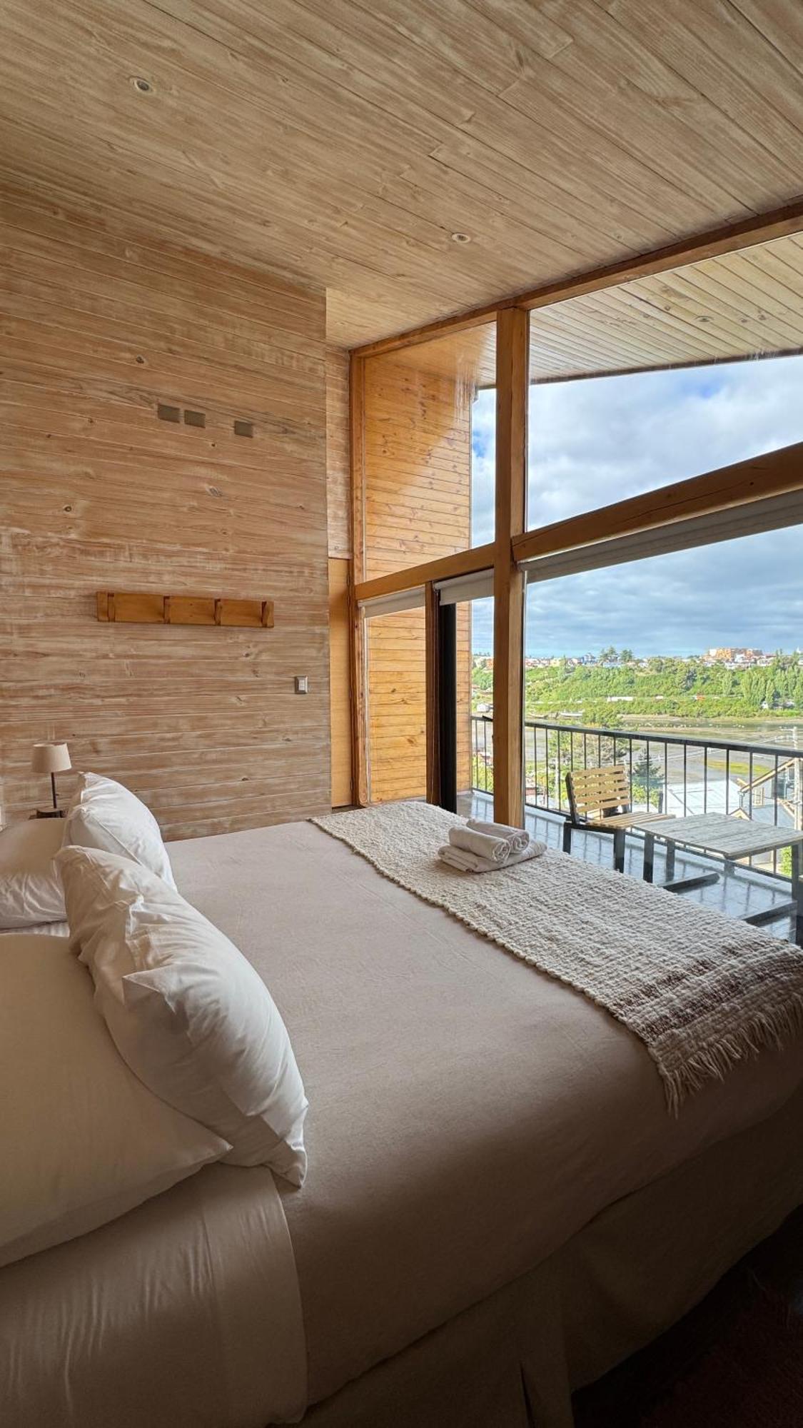 Hotel Arrebol กัสโตร ภายนอก รูปภาพ